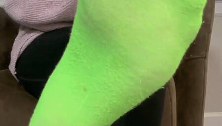 Smelly Feet Ruined My Date - Goddess Alya has returned from a date that ended poorly due to her feet being stinky and she wants your help in figuring out if her feet really do smell or not foot fetish foot worship dirty shoes smelly feet dirty feet stinky