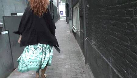 Ellie goes barefoot in Amsterdam