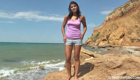 Lovely teen with big nipples toying herself