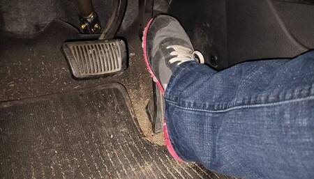 Quick light revving in old nike sneakers