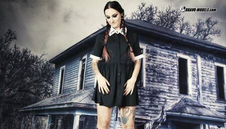 430 Sharlotte Thorne as Wednesday dark masturbation