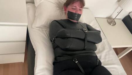 Snowflake - Only For The Night MP4