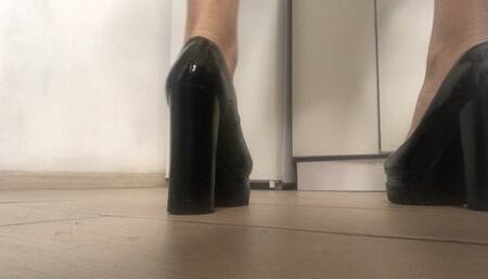 Applesauce for your obedient slave!