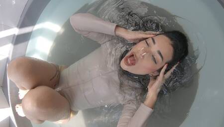 HD Water UnderGold bplay swinsuit water latin goddess