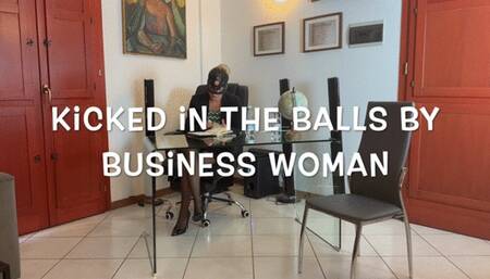 GEA DOMINA - KICKED IN THE BALLS BY BUSINESS WOMAN (MOBILE)