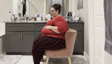 Two Temptations: Plump Paradise Fashion Fiesta (SD)