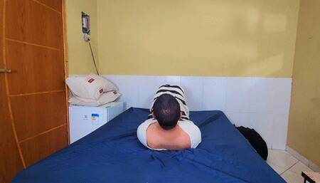 Farting uniform colegial milf, by Melissa Ramos and Slave covared, (cam by Manu) FULL HD