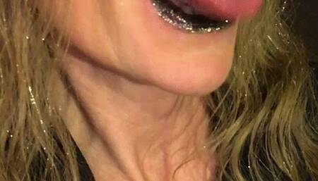 THROAT AND NECK FLEXING