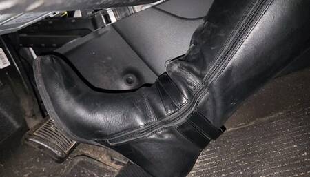 Joyride in Knee Highs (part 1)