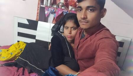 She Takes a Dick and Cum in Pusssy