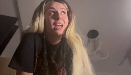 Farting in tight black yoga pants