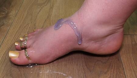 #2 Purple gel on bbw's feet (No talking)