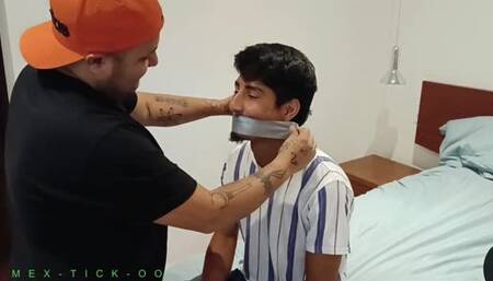 VENEZOLANOS COSQUILLAS Y CINTA