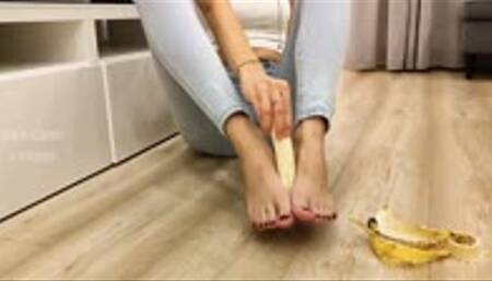 Banana Foot Job, Totally Trashed