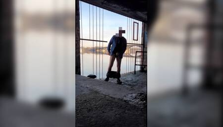 Ufff. Hot Guy Jerk and Cumshot on Street