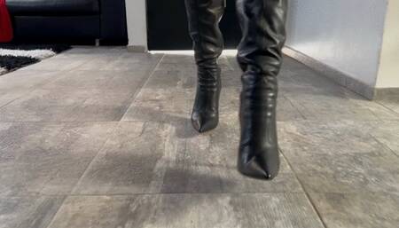 Clean the soles of my boots while I smoke a cigarette (kalinda)