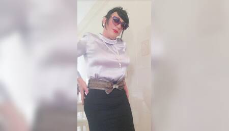 Transvestite Boy in Privacy