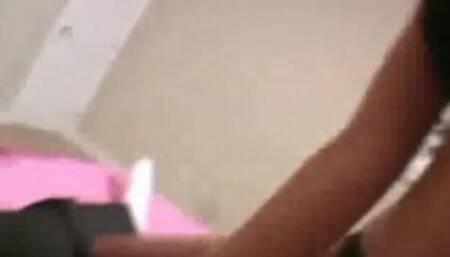 Watch attractive Allison Pierce's action