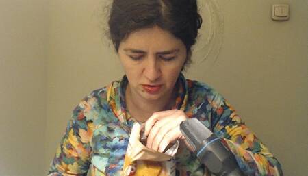 Loud chips crunching