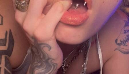 GOTH SLOPPY BJ DEEPTHROAT TONGUE MOUTH EMO SKINNY