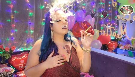 Smoking Cigar Queen