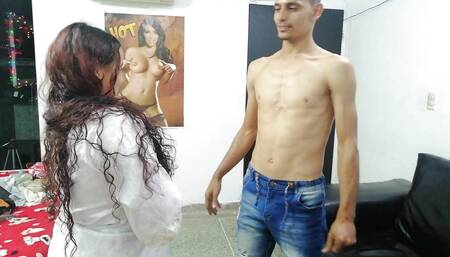 I Fuck the Big and Fat Pussy of My Sculpture Model with My Big Poch and Milk My Cum
