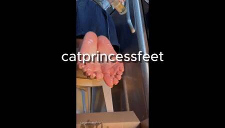 Pouring oil on my sexy feet, wrinkles for days, long French tip toes