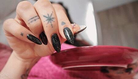 Giantess Breakfast in Bed