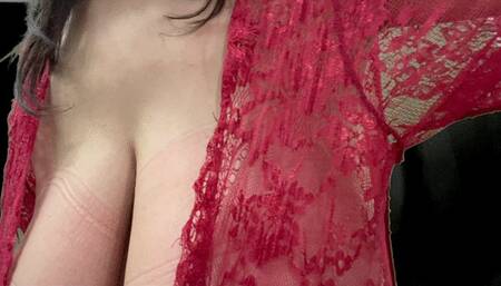 Stepmom oils her tits and plays with her pussy 4k