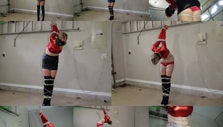 He left the buxom blond hanging in the garage for a long day of bondage (MP4 HD 6000kbps)