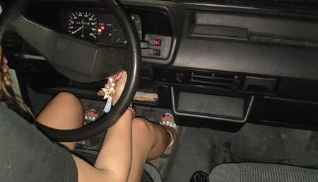 Long Cranking Disaster in the Rain HD