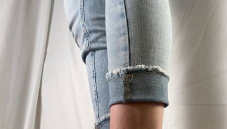 Asics Japan Shoejob - An experience with sneakers - multi with tramplegirl views - 4k