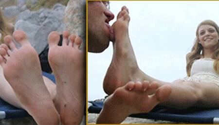 Pulizia piedi sporchi femdom | Principessa Sophie | DIRTY SOLES TOES LICKING HUMILIATION FEMDOM SPREAD WIGGLE TOES