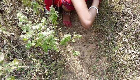 Cute Bhabhi Sexy Red Saree Sex Video