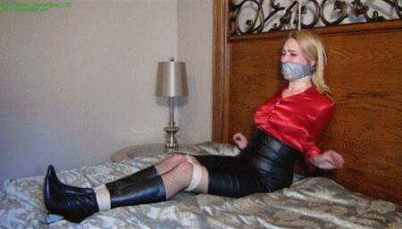 Helplessly tethered to her bed then cruelly hogtied (WMV HD 8000kbps)