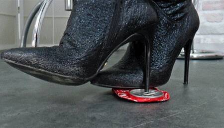 Mistress Anfisa - Crushed cans for your underpants!