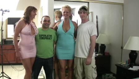 Young Neighboors Frank Amd Lee Foursome With Double Dee And Hottie Wife Tracy! (mp4)