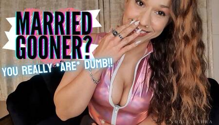 A Married Gooner Is A Real Example Of Dumb!!