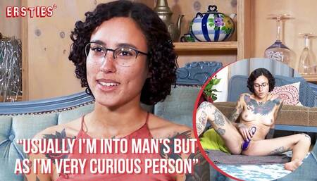 Watch lusty queen bee's scene