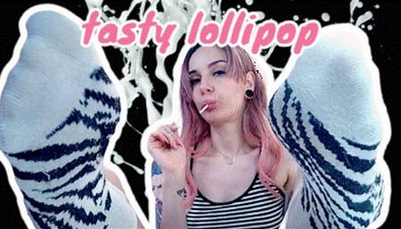 SOCKS & LOLLIPOP (foot fetish, worship, wiggling, spreading, foot play, cleavage, rubbing, goddess, virgin, upclose)