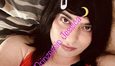 Princess Jessica Jerks the Juice Out of Herself