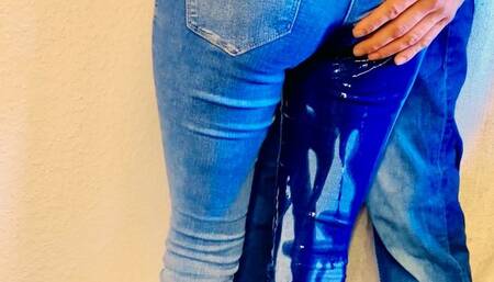 Drenching her skinny jeans together in pee (artwork without audio)