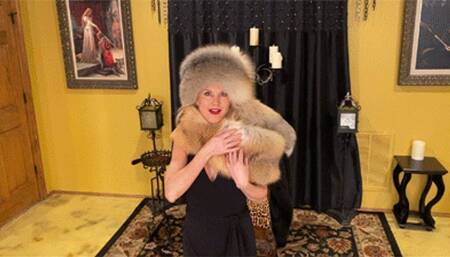 Fur Fashion Show Cat Walk (MP4 HD)