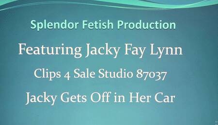 Jacky Gets Off in Parked Car 4K