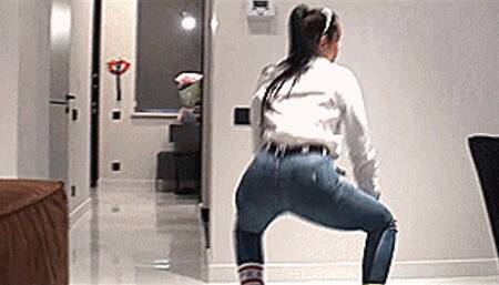 Cheerful dances in shorts (1920x1080 HD) MP4