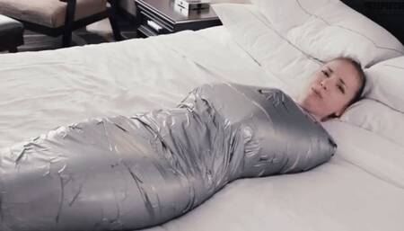 Lil Missy UK mummified by Pete mobile 720k