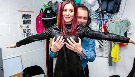 Kelly Caprice's curvy smut by Shoplyfter Mylf