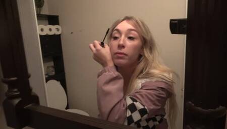 Violet Rose vs Amber: The Cheerleader, Part 1