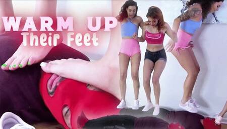 Fina & Onyx Warm Up Their Feet (HD WMV)