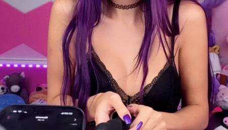 daddy controls a vibrator inside of me and makes me cum